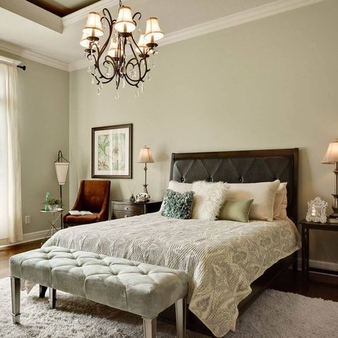 Among the most popular colors this year, sage green decor is one of the top picks. Green Bedroom Paint, Olive Green Bedrooms, Sage Bedroom, Green Bedroom Walls, Green Bedroom Design, Green Bedroom Decor, Bedroom Colour, Sage Green Bedroom, Sage Green Walls