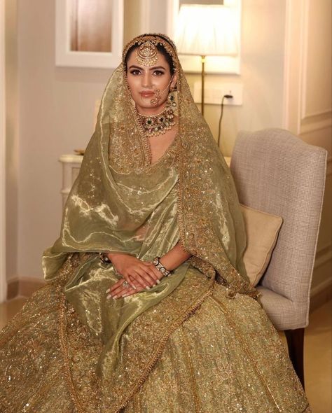 Regal Bride, Skincare Lifestyle, Dupatta Style, Desi Wedding Dresses, Indian Bride Outfits, Latest Bridal Dresses, Bridal Dresses Pakistan, Pakistani Wedding Outfits, Pakistani Fancy Dresses