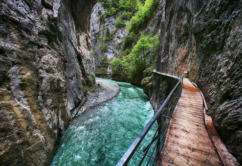 AARE GORGE – Glaciation Beauty Of Swiss Alps Aare Gorge, Limestone Rock, Buses And Trains, Travel Globe, Train Journey, Swiss Alps, Places Of Interest, Tour Packages, Dream Destinations