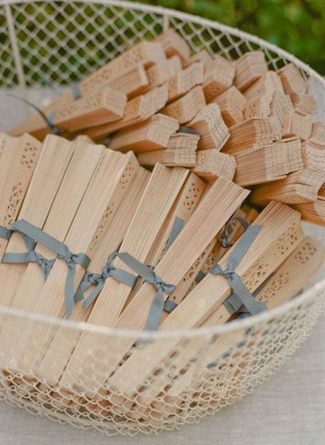 Alternative Wedding Favors, Summer Wedding Favors, Creative Wedding Favors, Rustic Wedding Decorations, Wedding Favors And Gifts, Best Wedding Favors, Wedding Favors Cheap, Beach Wedding Favors, Favors Diy