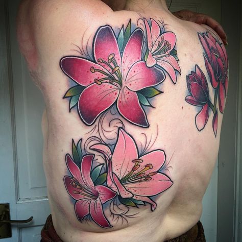 Pink Lily Flower Tattoo, Color Lily Tattoo, Colored Lily Flower Tattoo, Neotraditional Lily Flower, Colorful Lily Tattoo, Lily Tattoo Colorful, Lily Tattoo Designs, Lilly Tattoo, Tiger Lily Tattoos