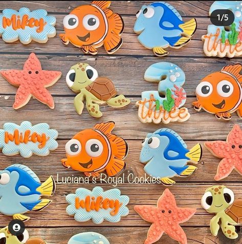 Nemo Cookies, Nemo Party Decorations, Finding Nemo Birthday Cake, Nemo Baby Shower, Finding Nemo Baby, Finding Dory Birthday Party, Dory Birthday Party, Finding Nemo Party, Finding Dory Birthday