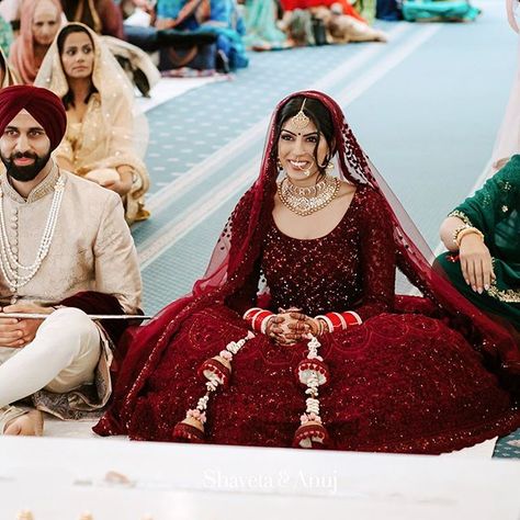 Shaveta & Anuj (@shavetaandanuj) • Instagram photos and videos Indian Wedding Pictures, Anand Karaj, Bride Suit, Indian Wedding Gowns, Marriage Photography, Latest Bridal Lehenga, Maroon Wedding, Indian Bride Outfits, Indian Bridal Outfits