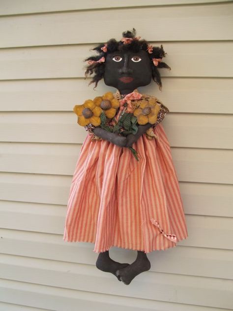 Primitive Doll Pattern Epattern With Daisy Flowers - Etsy Black Folk Art Dolls, Black Folk Art, Primitive Doll Patterns, Daisy May, Primitive Doll, Primitive Patterns, Raggedy Ann Doll, Folk Doll, Folk Art Dolls