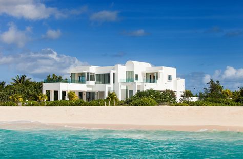 The Beach House in Anguilla is the Winner of the Best International Architecture Single Residence award.   Visit our website for more info: http://www.myprivatevillas.com/luxury/caribbean/anguilla/25469/the-beach-house?&locationName=caribbean Beach House Mansion, Houses By The Beach, Beach Mansion, Mansion Exterior, Luxury Beach House, Beach House Exterior, Beachfront Home, Beach House Plans, Modern Beach House