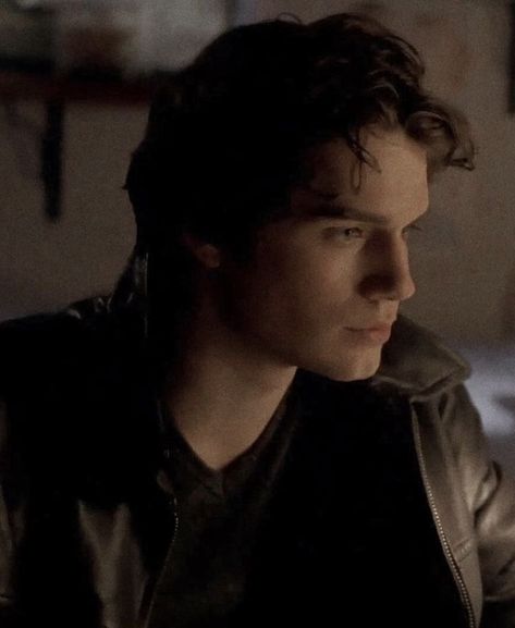 Henry Cavill Hellraiser, Mike Hellraiser, Hellraiser Hellworld, Twilight Book Series, Henry Cavill Girlfriend, Young Henry Cavill, Henry Cavill Tumblr, Young Henrys, Twilight Book