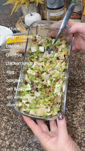 Meag ✨ on Instagram: "This might be my new hyperfixation lunch. Recreating jersey Mike’s sub in a tub but at home ✨ #choppedsalad #subinatub #jerseymikes #proteinrecipes #saladrecipes #choppedsaladrecipe #easylunch #healthylunchideas #eatwithme #asmrfood #asmrsounds" Sub In A Tub Salad Dressing, Sub In A Tub Recipe Keto, Jersey Mikes Sub In A Tub Recipe, Sub In A Tub Salad Healthy, Sub In A Tub Salad Bowls, Sub In A Tub Salad, Hyperfixation Meal, Chopper Recipes, Sub Salad