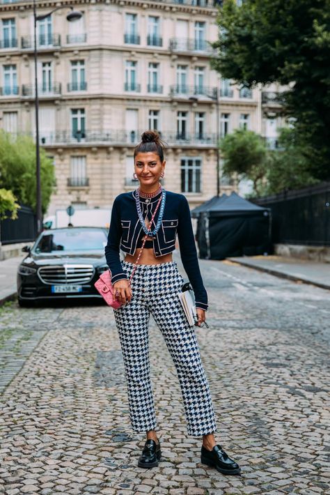 Trendy Street Style Outfits, Giovanna Battaglia Engelbert, Paris Vogue, Street Style Bags, Giovanna Battaglia, Trendy Street Style, Bill Blass, Street Style Trends, The Best Street Style