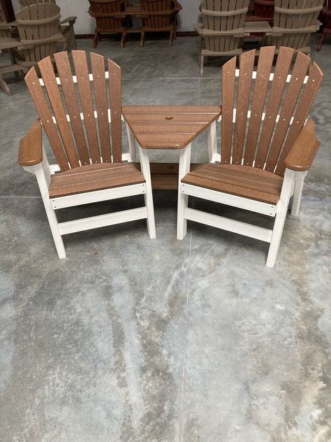 Wood Work Ideas, Wood Chaise, Rustic Outdoor Benches, Octagon Picnic Table, Rocking Chair Plans, Bistro Table Set, Dining Table Sets, Adirondack Furniture, Woodworking Furniture Plans