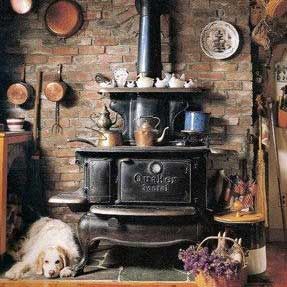 Antique Wood Stove, Old Stove, Wood Stove Cooking, Wood Floor Kitchen, Vintage Stoves, Antique Stove, Rustic Stone, Brick Tiles, Plywood Furniture