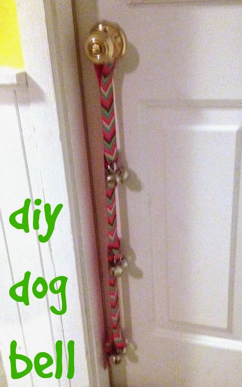 My little dog was having trouble letting us know when he needed to go outside. Well he wasn't having trouble so much as not bothering to te... Diy Dog Door, Diy Doggie Door, Dog Diy Projects, Diy For Dogs, Dog Door Bell, Potty Bells, Dogs Diy Projects, Pet Crafts, Puppy Time