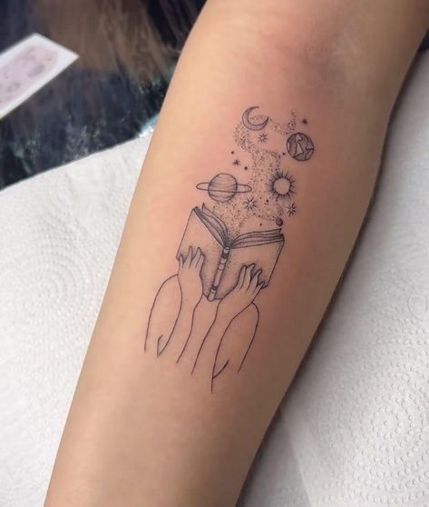 Day Dreamer Tattoo, 2023 Tatoos, I Have Lived A Thousand Lives Tattoo, Dreamer Tattoos, Dreamer Tattoo Ideas, Book Tattoo Ideas For Women, Larry Tattoos, Enchanted Tattoo, Bookworm Tattoo