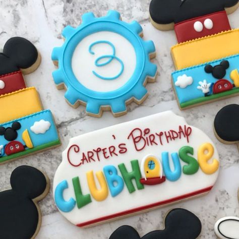 Mouse Cookies, Mickey 1st Birthdays, Mickey Mouse Cookies, Mickey Mouse Clubhouse Party, Mickey Mouse Clubhouse Birthday, 2nd Birthday Party Themes, Mickey Birthday, Birthday Party Tables, Mickey Mouse Club