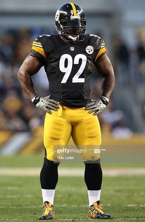 Pittsburgh Steelers Wallpaper, James Harrison, Nfl Highlights, Nfl Football Pictures, Rams Football, Go Steelers, Nfl Steelers, Pittsburg Steelers, Pittsburgh Steelers Football