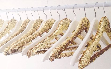 Sequin Hanger, Xo Print, Diy Sequin, Boutique Inspiration, Fashion Model Photography, Pastry Shop, Crafty Diy, Diy Arts And Crafts, Rice Krispie Treat