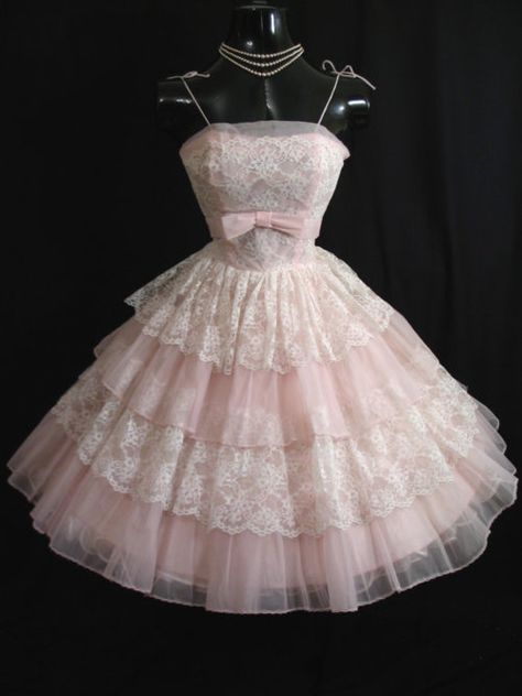 Lady-Gray-Dreams Couqutte Dress, Coquette Party Dress, Pretty Pink Dresses, Coquette Wedding, 50s Prom Dresses, Cupcake Pink, Gaun Abad Pertengahan, Pink Princess Dress, Pink Party Dress