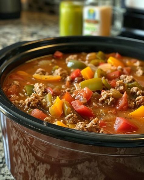 Slow Cooker Stuffed Pepper Soup, Soup With Ground Turkey, Cooktop Cove, Ground Turkey Soup, Slow Cooker Kitchen, Slow Cooker Stuffed Peppers, Healthy Ground Turkey, Crockpot Soup, Chicken Crockpot