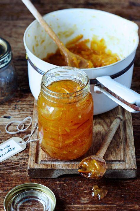 River Cottage perfect Seville orange marmalade Homemade Orange Marmalade Recipe, Marmalade Recipe Easy, Making Marmalade, Orange Marmalade Recipe, Seville Orange Marmalade, Seville Orange, Marmalade Recipe, River Cottage, Orange Marmalade