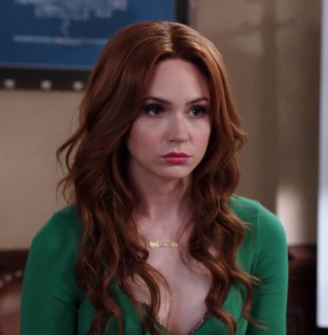 Karen Gillan Karen Gilan, Karen Gillen, Women Of Science, Karen Gillian, Alexandra Breckenridge, Pretty Redhead, Karen Gillan, Redhead Beauty, Marvel Women