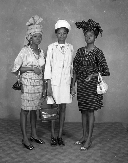 Fashion From The 50s, 60s & 70s - Fashion - Nigeria Yoruba Fashion, Seydou Keita, Vintage Africa, 1960s Party, 60s 70s Fashion, Three Women, Vintage Black Glamour, Look Retro, Nigerian Styles