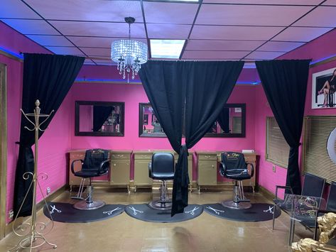 Pink and gold salon Pink And Gold Salon, Black And Gold Salon, Pink Nail Salon, Gold Salon, Pink Salon, Vintage Hair Salons, Black Hair Salons, Pink And Black Hair, Cheyenne Wyoming