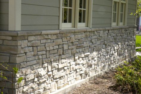 Exterior Stone and Hardie Board Sliding Stone Veneer Exterior, Hardie Board, Knee Wall, Exterior Tiles, Renovation Tips, Siding Colors, Stone Siding, Exterior Makeover, Casa Exterior