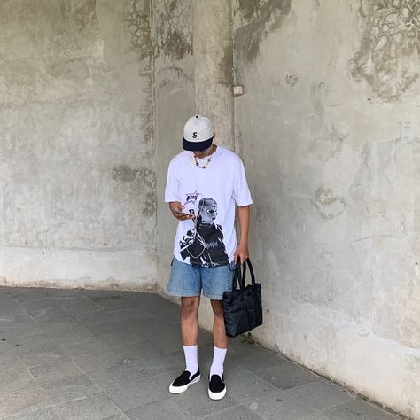 Vans Slip On Outfit Men Shorts, Vans Slip On Outfit Men, Slip On Vans Outfit, Vans Slip On Outfit, Men Drip, Slip On Outfit, Vans Outfit Men, Spring Menswear, Mens Shorts Outfits