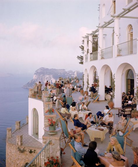 Capri, Italy in 15 vintage vacation photos: From the 1950s to the 1980s | Vogue France Vintage Amalfi Coast Aesthetic, Vintage Italy Photos, Capri Style Italy, 1980s Vogue, Italy Capri, Italian Glam, Vintage Capri, Italian Vogue, Dolce Far Niente