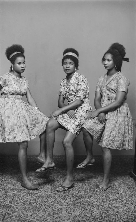 Rare portraits reveal Nigeria’s young and fashionable elite on the rise in the 20th century - The Washington Post Moving Photos, Vintage Black Glamour, Royal Court, African Diaspora, African Beauty, The 20th Century, Look Vintage, Black Culture, Studio Portraits