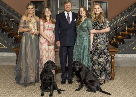 Dutch Royal Family, King Alexander, Royal Families Of Europe, Royal Christmas, Dutch Royalty, Iris Van Herpen, Custom Gown, Three Daughters, Queen Maxima