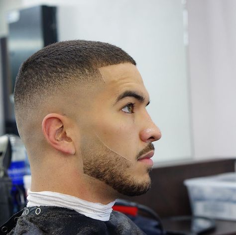 Military Haircuts Men, Bald Haircut, Mid Fade Haircut, Best Fade Haircuts, Short Fade Haircut, Military Haircut, Mens Hairstyles Fade, Low Fade Haircut, Men's Short Hair