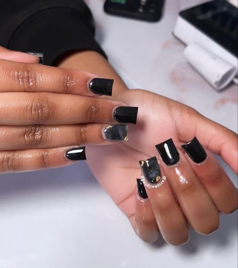 Black Nails With Rhinestones Short, 90s Nails Acrylic, All Black Nails, Simple Nails Acrylic, Black Nails With Rhinestones, Short Black Nails, Nail Shape Chart, 90s Nails, Nails Acrylic Short