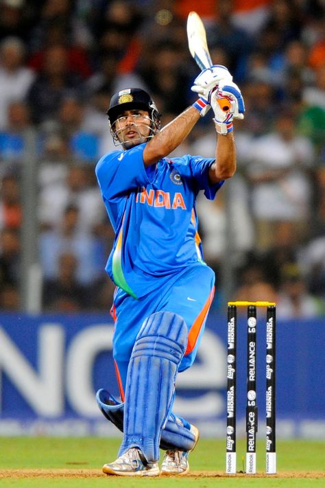 MS Dhoni six in 2011 World Cup Final 2011 World Cup Final, Ms Dhoni Quotes, 2011 Cricket World Cup, 2011 World Cup, Good Leadership Quotes, Funny Vines Youtube, Tough Times Dont Last, Dhoni Quotes, Indian Cricket Team