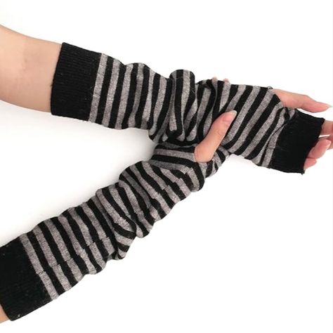 Fingerless Gloves Knitted, Long Gloves, Wrist Warmers, Knit Mittens, Knitted Gloves, Really Cute Outfits, Gift List, Character Outfits, Amazon Women