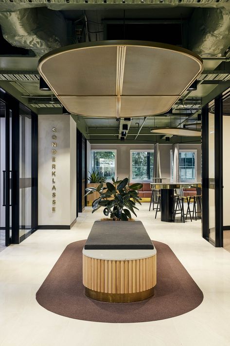 Sonderklasse Business Lounge | Archway Home Archway, Business Lounge, Office Fitout, Office Ceiling, Industrial Office Design, Corridor Design, Office Design Inspiration, Corporate Office Design, Create A Business