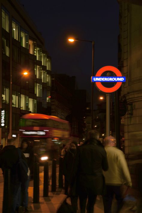 London Victoria, London At Night, London Night Club Aesthetic, London Night Life Aesthetic, London Night Out, City Aesthetic London Night, Underground London, London Underground Photography, Victoria Station London