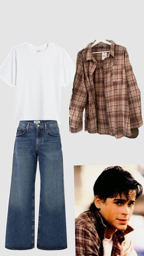 Sodapop Curtis as an outfit #sodapopcurtis #theoutsiders #theoutsiders1983 Soc And Greasers Outfits, Ponyboy Curtis Inspired Outfit, Greaser Outfit The Outsiders, Outsiders Halloween Costume, Outsiders Outfits Greaser, The Outsiders Halloween Costumes, The Outsiders Birthday Party, Outsiders Aesthetic Outfit, The Outsiders Clothes