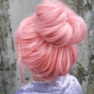 ~🌸me sentiria um chiclete 🍬~ Fantasy Hair Color For Cool Skin Tone, Usagi Aesthetic, Multidimensional Blonde, Candy Pink Hair, Soft Pink Hair, Blush Pink Hair, Cotton Candy Pink Hair, Pale Pink Hair, Pastel Pink Hair Color