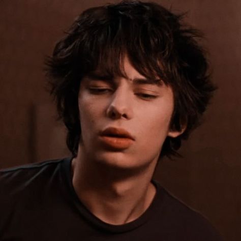 rodrick<3 Emo Mullet Guy, Kid Haircut, Rodrick Heffley, Devon Bostick, Diary Of A Wimpy, Diary Of A Wimpy Kid, Wimpy Kid, Emo Guys