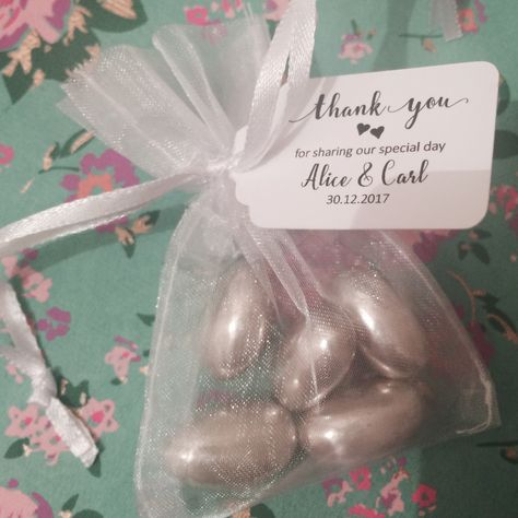 Sugared Almonds Wedding Favours, Almond Wedding Favours, Quirky Wedding Ideas, Jam Wedding Favors, Sugar Almonds, Italian Wedding Favors, Sugared Almonds, No Wedding, Quirky Wedding