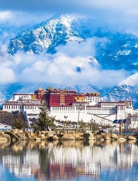 Tibet Seven Years In Tibet, Tibet Travel, Buddhist Art Drawing, Foreign Travel, Asia Travel Guide, Chinese History, Buddhist Art, Dream House Exterior, Incredible Places