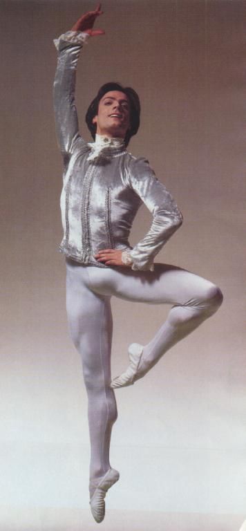 Ballet Spec.01-114 Silver Tights, Male Ballet, Ballet Pictures, Dance Belt, Ballet Boys, Male Ballet Dancers, Male Dancer, Art Student, Student Resources