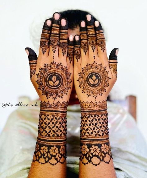 Simple Mehendi Design For Bride, Mandala Bridal Mehendi Designs, Mandala Art Mehendi, Non Bridal Mehendi Designs, Shivji Mehndi Design, Back Hand Mehndi Designs For Bride, Engagement Mehndi Designs Simple, Minimal Bridal Mehendi, Engagement Mehndi Designs Back