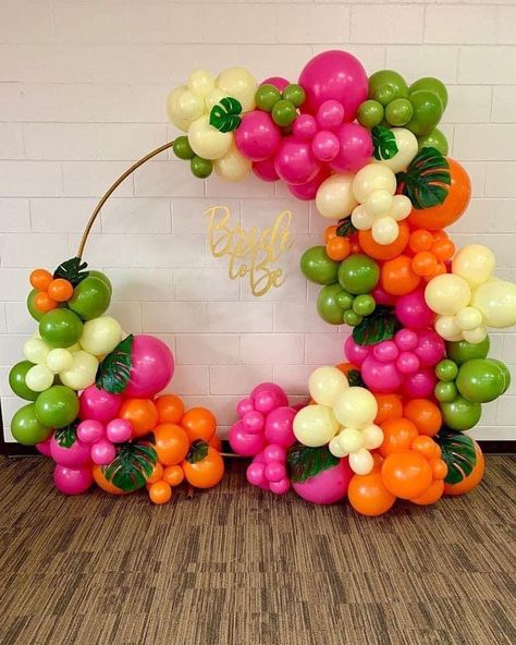 Hawaiian Theme Balloon Garland, Aloha Balloon Arch, Aloha Balloon Garland, Luau Party Balloon Arch, Hawaiian Balloon Decorations, Tropical Balloon Decorations, Hawaiian Balloon Arch, Aloha Baby Shower Ideas, Hawaiian Balloons