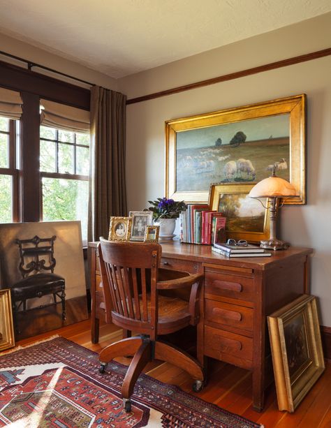 Antique Oak Desk, 1918 House, Craftsman Architecture, Vintage Oak Desk, Ornate Chairs, Colonial Revival House, Craftsman Houses, Bungalow Interior, Craftsman Decor