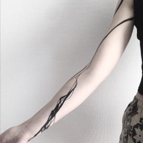 Solid Black Line Tattoo, Thick Black Line Tattoo, Full Body Line Tattoo, Full Body Abstract Tattoo, Abstract Arm Sleeve Tattoo, Abstract Line Tattoo Arm, Line Tattoo Arm, Lace Sleeve Tattoos, Continuous Line Tattoo