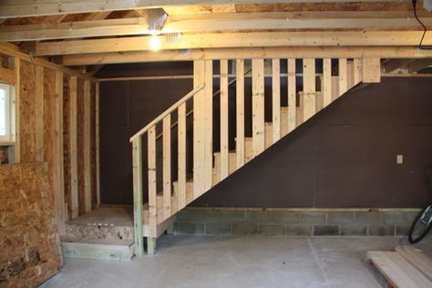 Garage Room In Attic Truss Staircase v/s Ladder Room In Attic, Garage Steps, Attic Truss, Garage Stairs, Attic Organization, Room Above Garage, Stair Plan, Garage Construction, Attic Makeover