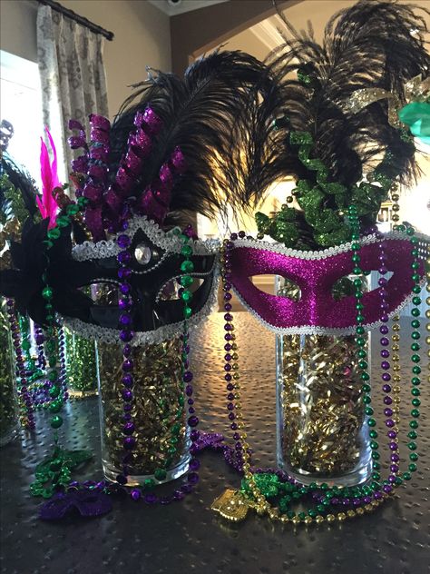 Madi Gras Theme Party, Mardi Grad Party Decorations, Mardi Gras Wedding Theme Receptions, Mardi Gras Prom Decorations, Mardi Gras Theme Centerpieces, Martigraw Party Ideas, Mardi Gras Party Centerpieces, Mardi Gras 50th Birthday Party Ideas, Marty Gras Party Ideas