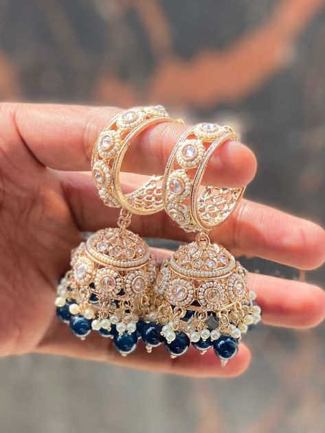 Trending Earrings, Indian Wedding Jewelry Sets, Indian Bridal Jewelry Sets, Pretty Jewelry Necklaces, Fancy Jewellery Designs, Indian Jewellery Design Earrings, Fancy Earrings, Indian Jewelry Sets, Bangles Jewelry Designs