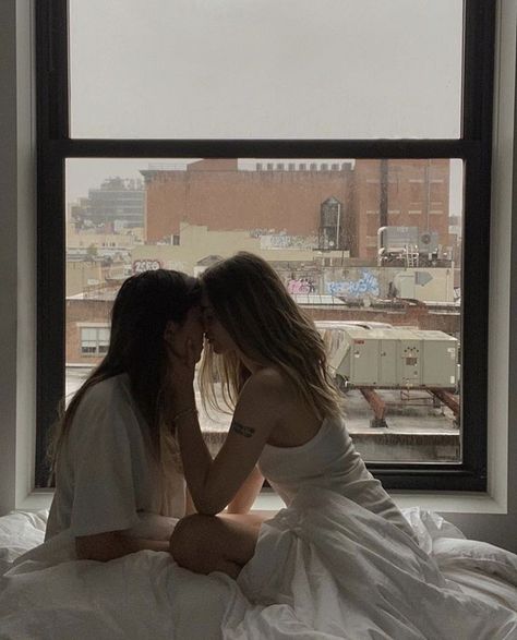 Want A Girlfriend, رعب نفسي, Girlfriend Goals, Mia 3, Photo Couple, This Is Love, Two Girls, I Love Girls, Couple Aesthetic